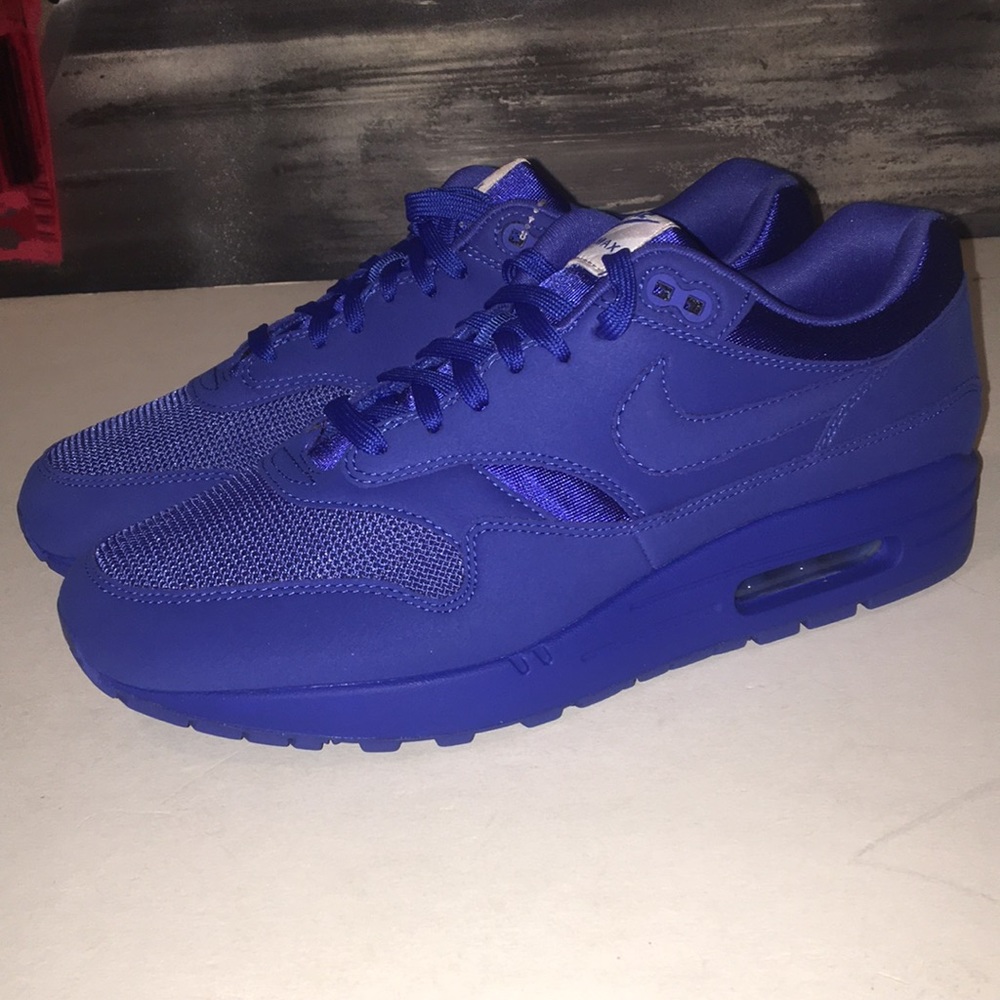 Nike Air Max men’s size 10 875844-400 blue NEW